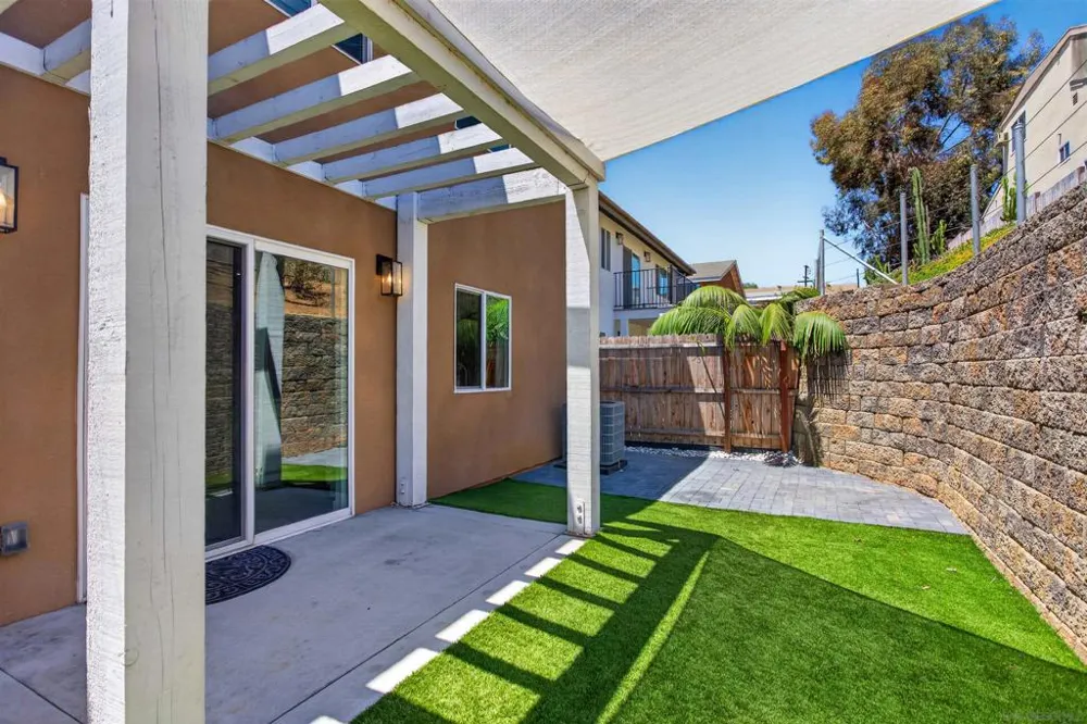 2812 C Avenue National City, CA 91950