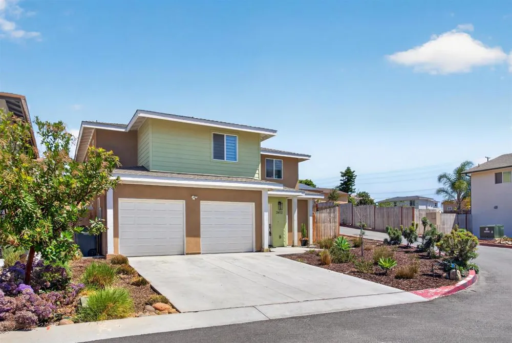 2812 C Avenue National City, CA 91950