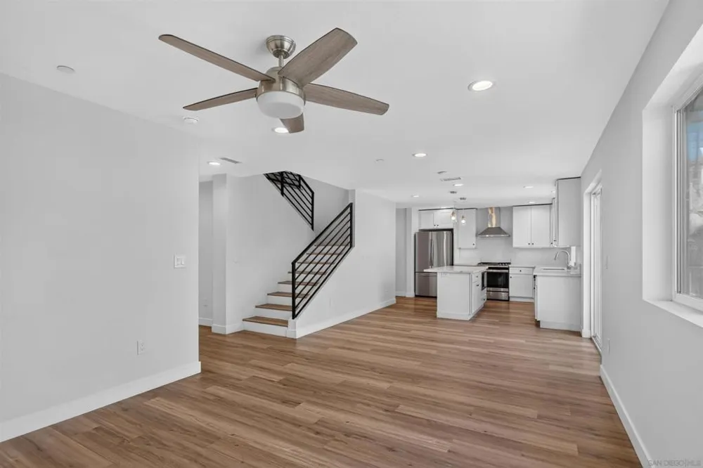 2812 C Avenue National City, CA 91950