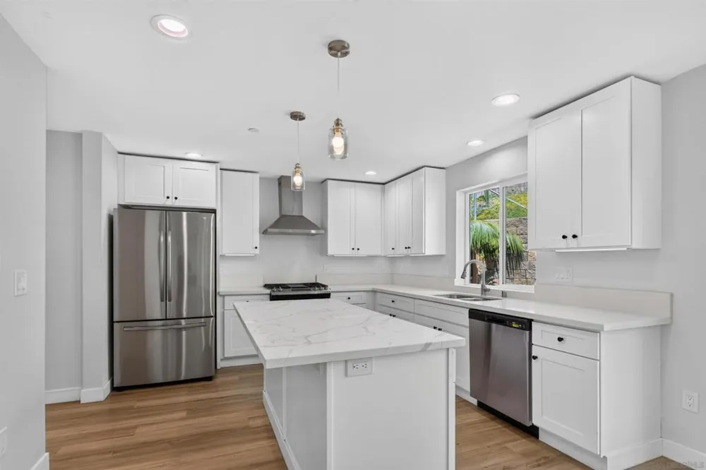 2812 C Avenue National City, CA 91950