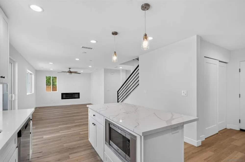 2812 C Avenue National City, CA 91950