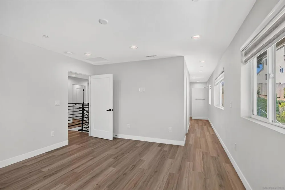 2812 C Avenue National City, CA 91950