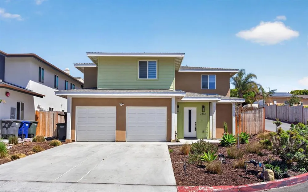 2812 C Avenue National City, CA 91950