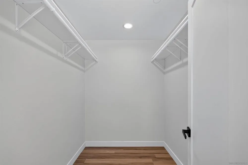 2812 C Avenue National City, CA 91950