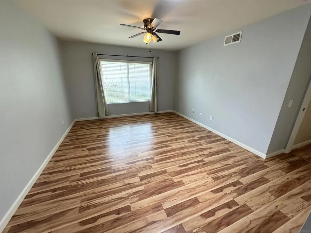 2035 Shadytree Ln Encinitas, CA 92024