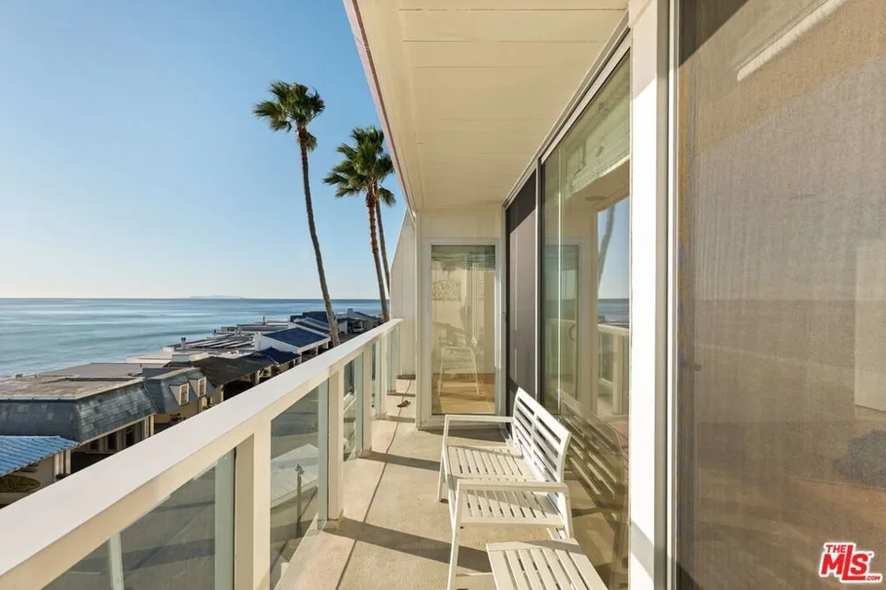 11942 Whitewater Lane Malibu, CA 90265