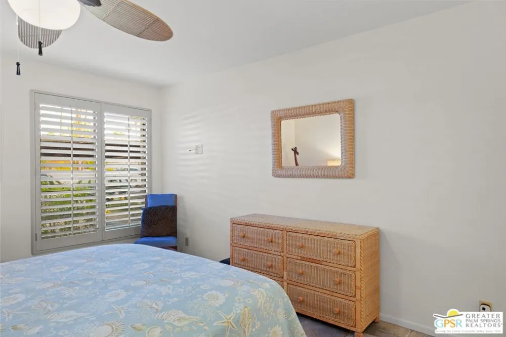 1655 E Palm Canyon Drive #111 Palm Springs, CA 92264