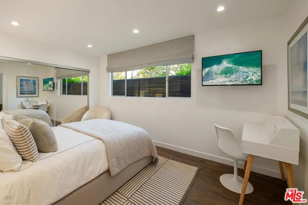 602 Whittier Drive Beverly Hills, CA 90210