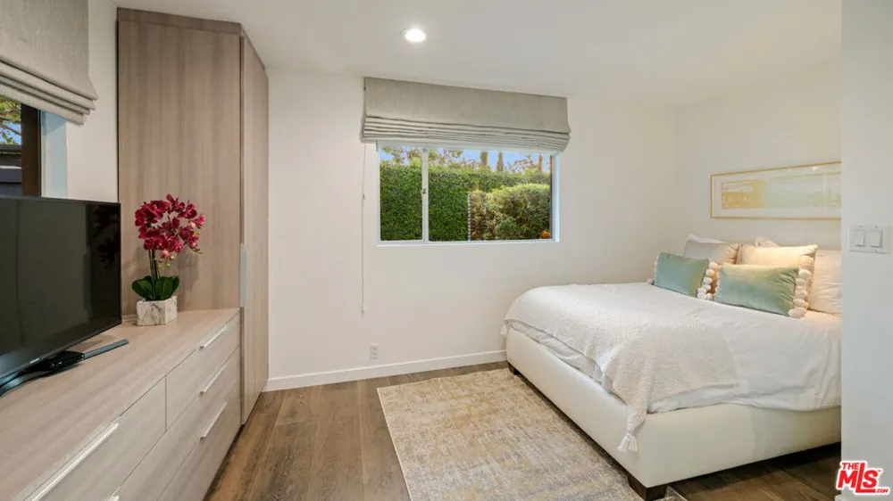 602 Whittier Drive Beverly Hills, CA 90210
