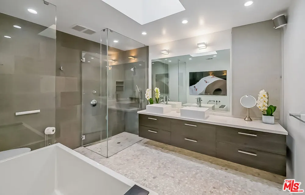 602 Whittier Drive Beverly Hills, CA 90210