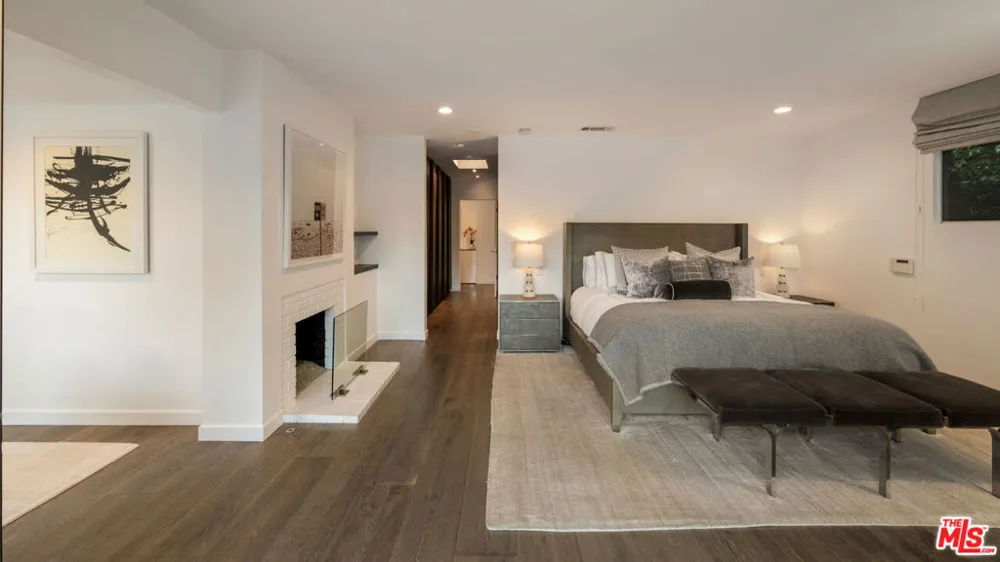 602 Whittier Drive Beverly Hills, CA 90210