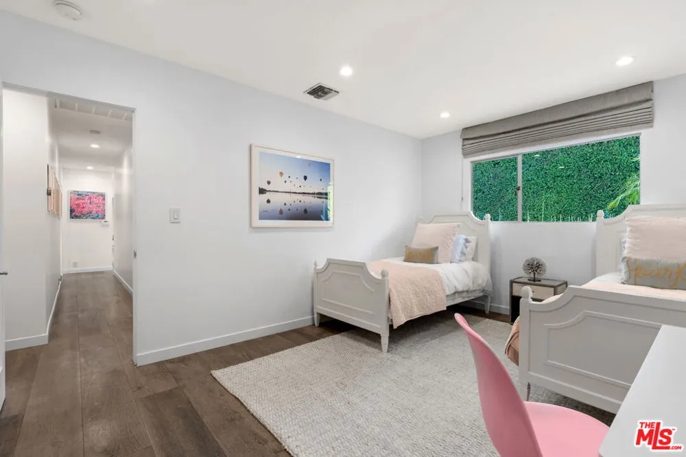 602 Whittier Drive Beverly Hills, CA 90210