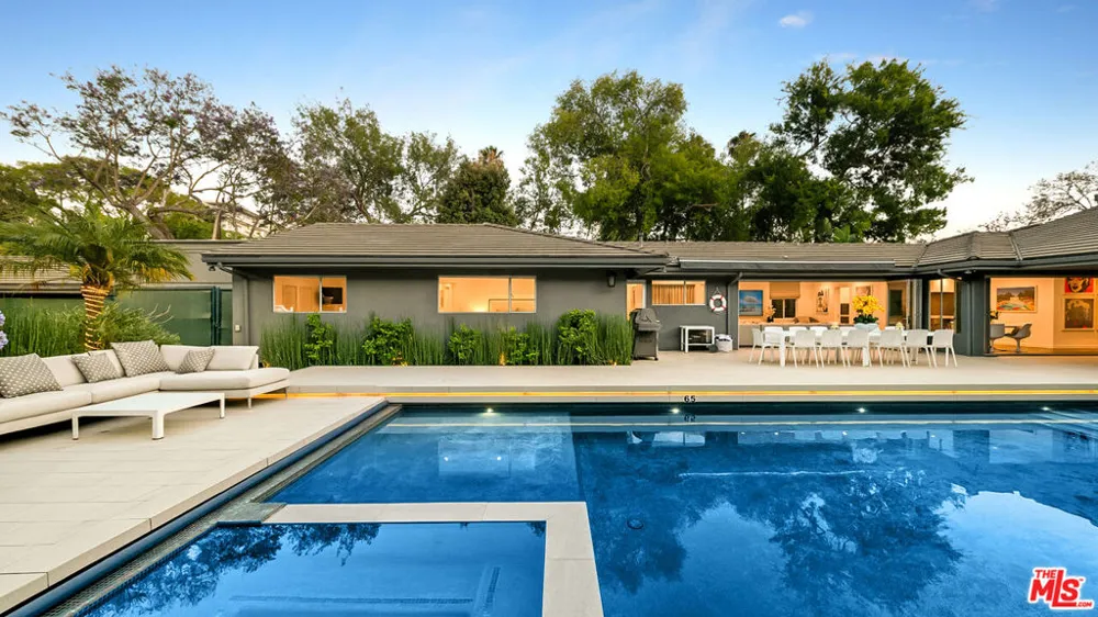 602 Whittier Drive Beverly Hills, CA 90210