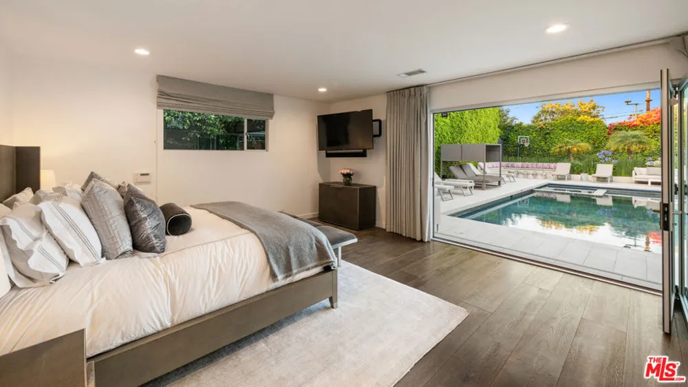 602 Whittier Drive Beverly Hills, CA 90210