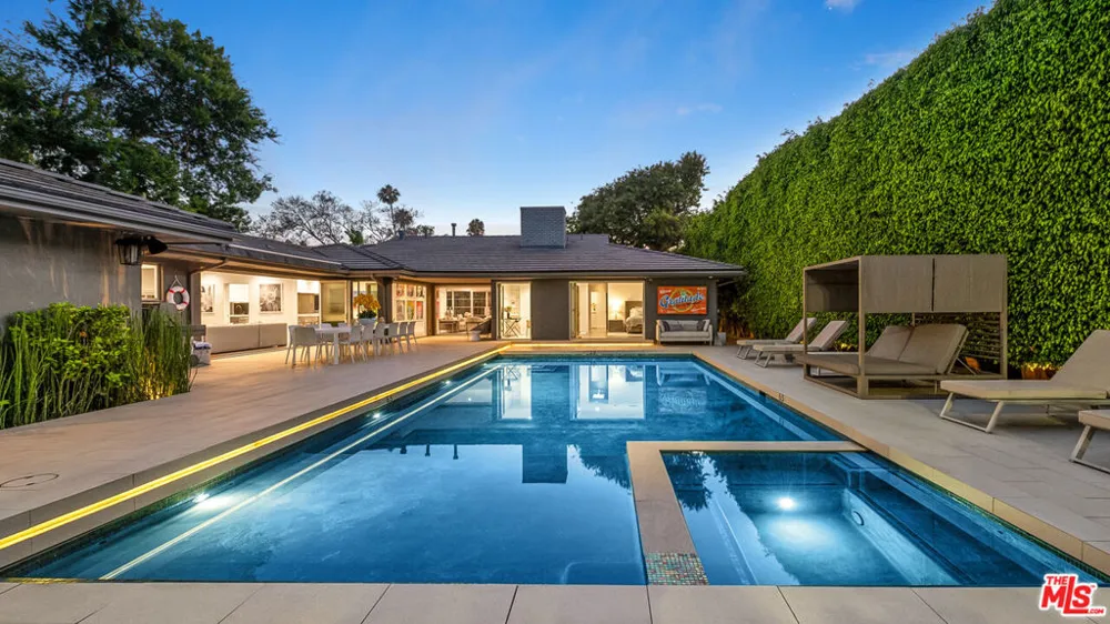 602 Whittier Drive Beverly Hills, CA 90210