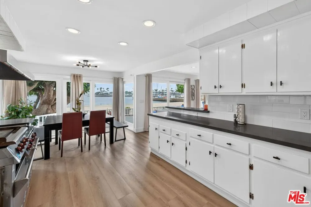 6819 E Ocean Boulevard Long Beach, CA 90803