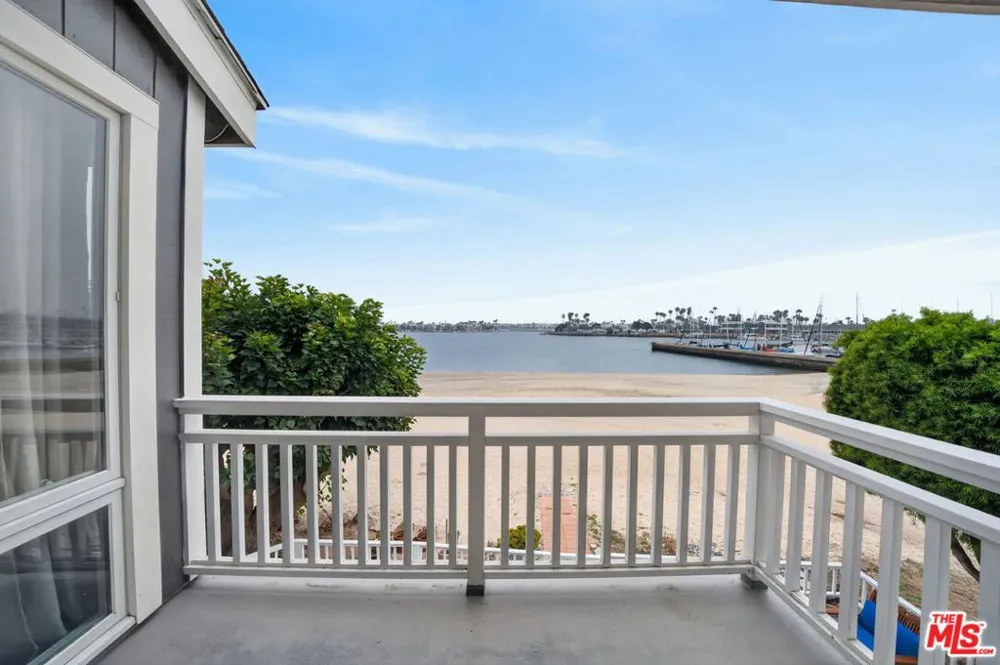 6819 E Ocean Boulevard Long Beach, CA 90803