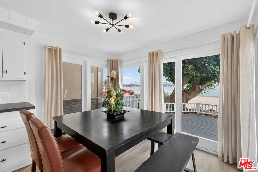 6819 E Ocean Boulevard Long Beach, CA 90803
