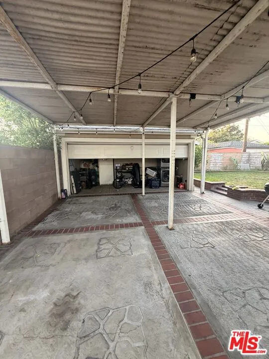 6837 Mayflower Avenue Bell, CA 90201