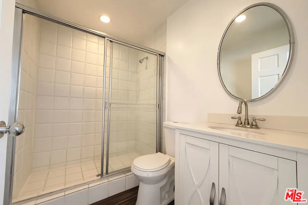 1174 Coldwater Canyon Drive Beverly Hills, CA 90210