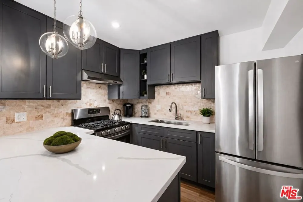 1174 Coldwater Canyon Drive Beverly Hills, CA 90210