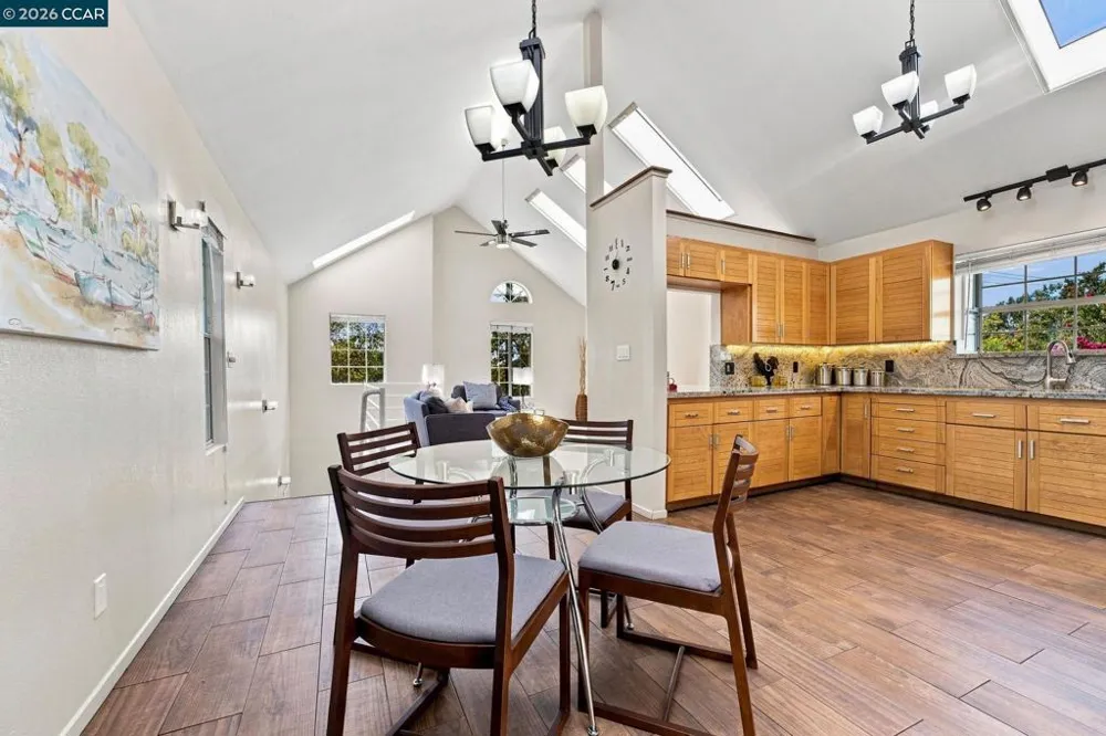 16516 Foothill Blvd Castro Valley, CA 94578