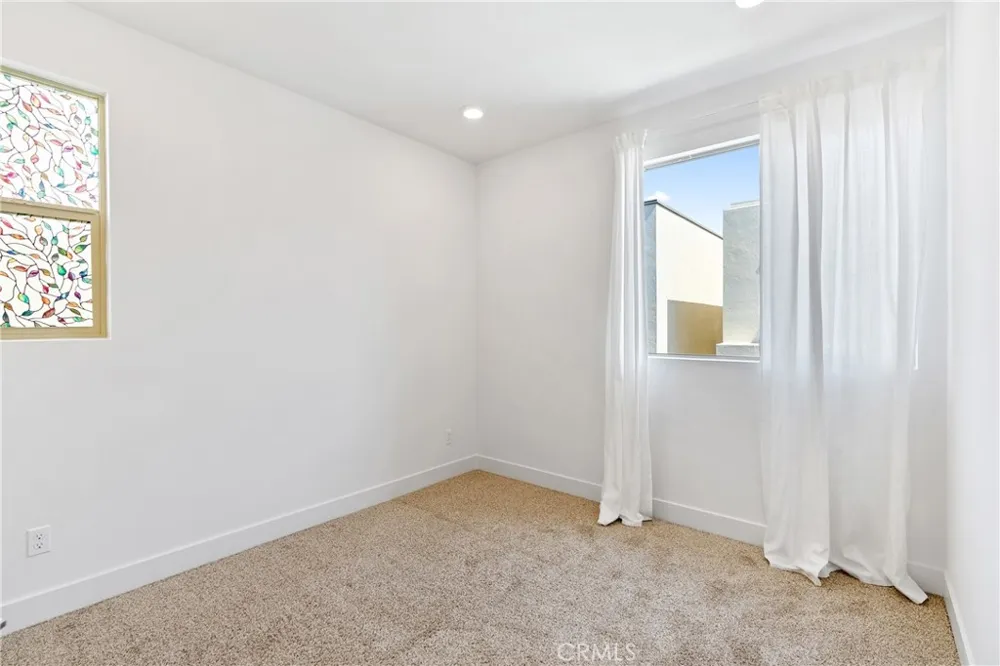 1682 Yorktown Lane San Pedro, CA 90732