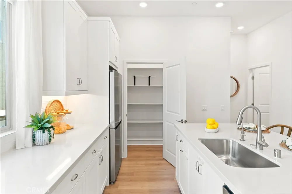 1682 Yorktown Lane San Pedro, CA 90732