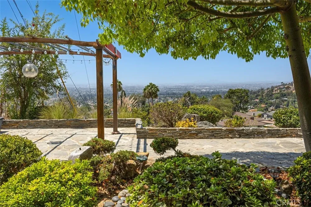 13675 Sycamore Drive Whittier, CA 90601