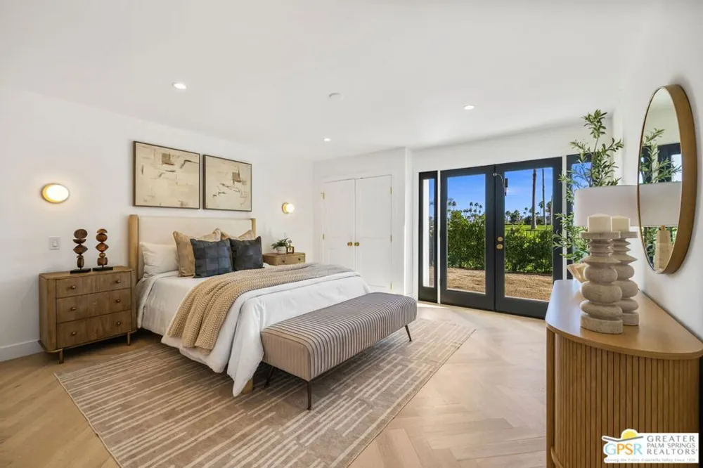 2300 S Calle Palo Fierro Palm Springs, CA 92264