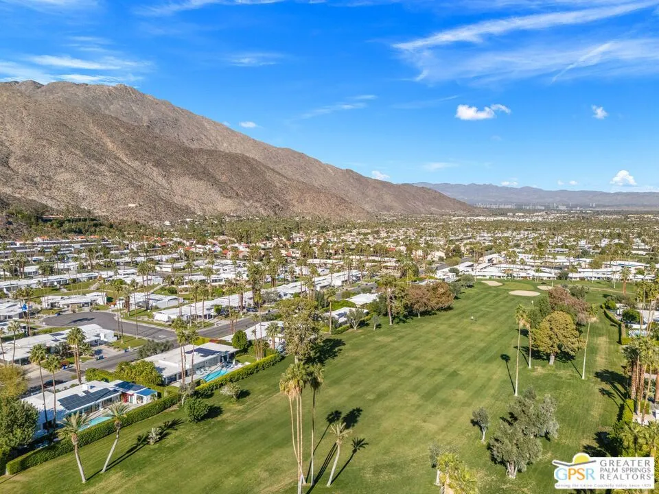 2300 S Calle Palo Fierro Palm Springs, CA 92264