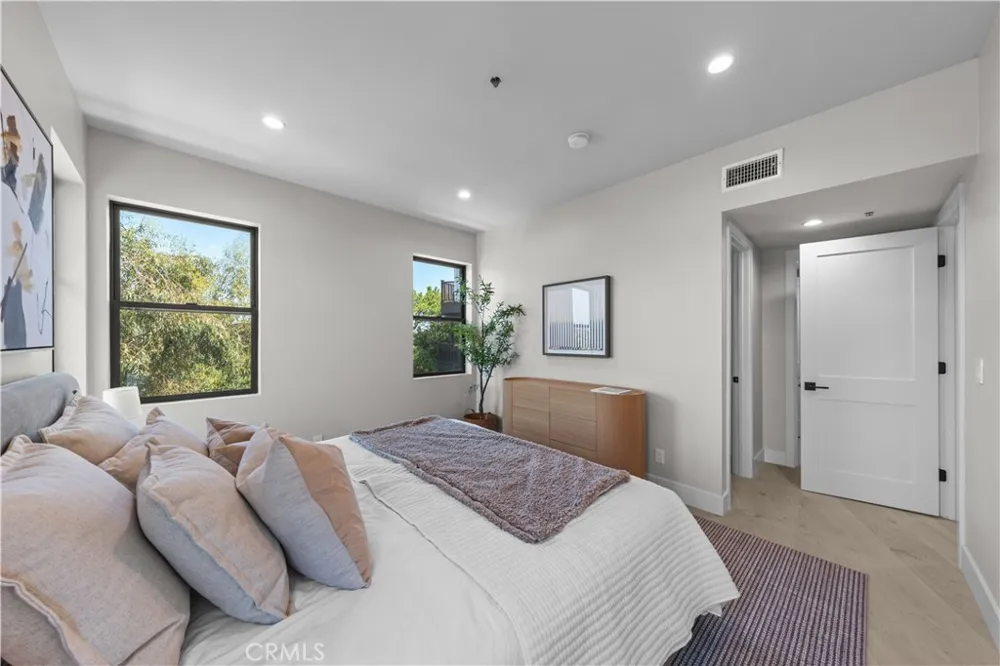 728 Bonita Dr South Pasadena, CA 91030