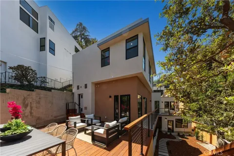 728 Bonita Dr