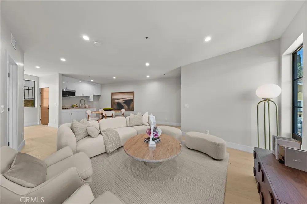 728 Bonita Dr South Pasadena, CA 91030