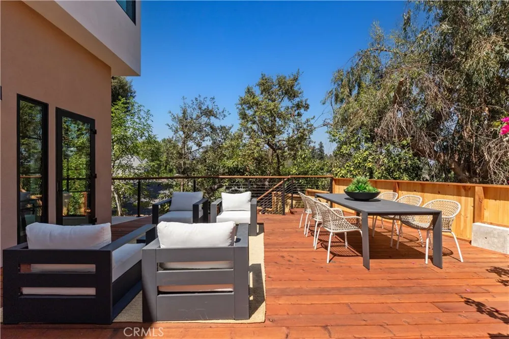 728 Bonita Dr South Pasadena, CA 91030