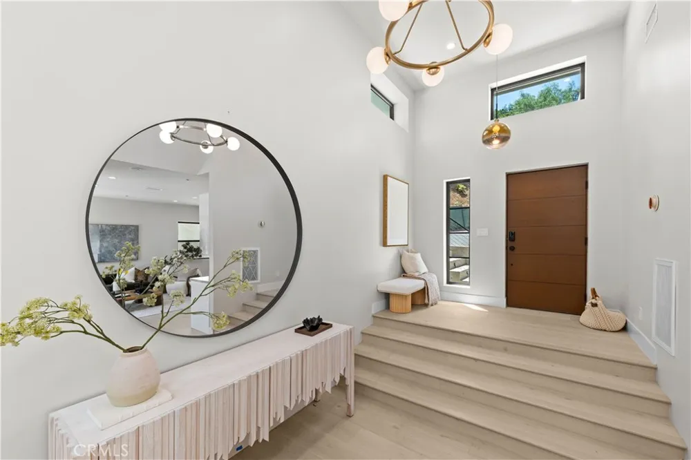 728 Bonita Dr South Pasadena, CA 91030