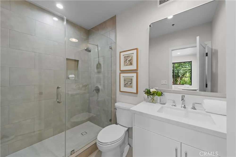 728 Bonita Dr South Pasadena, CA 91030
