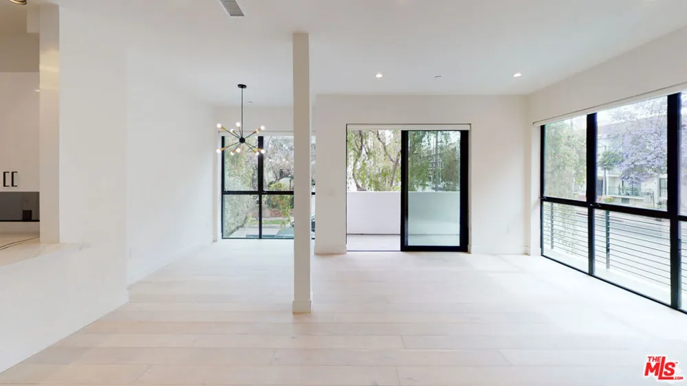 105 S Doheny Drive #506 Los Angeles, CA 90048