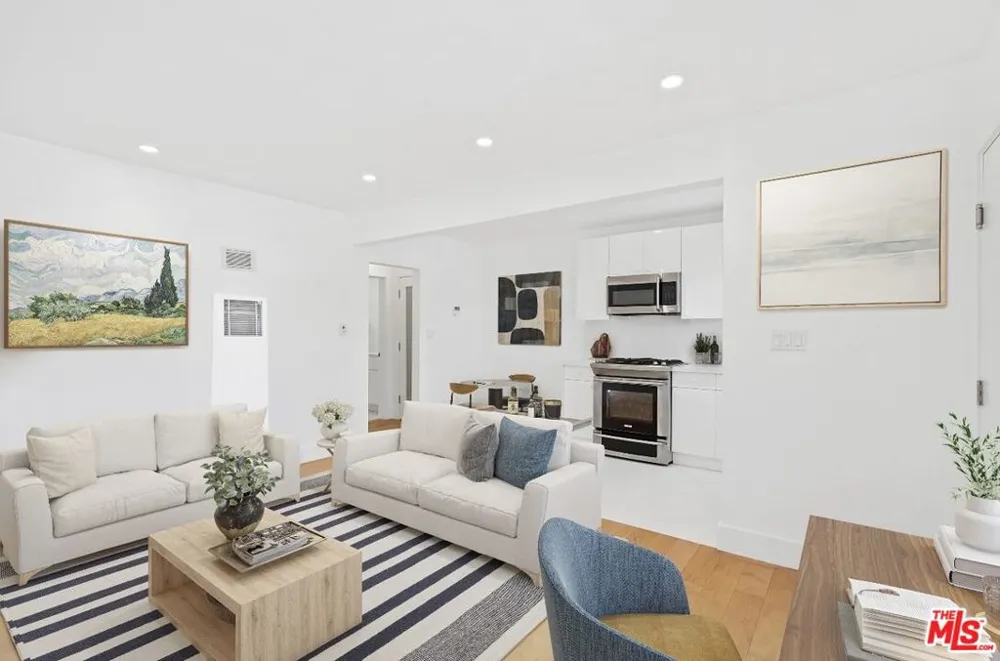 119 Paloma Avenue #D Venice, CA 90291