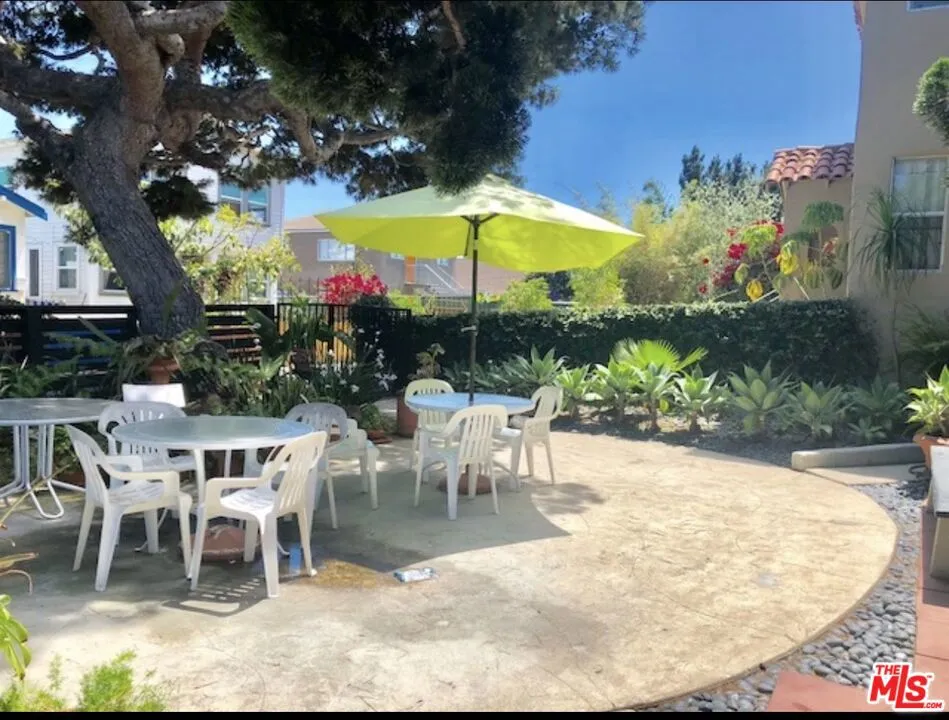 119 Paloma Avenue #D Venice, CA 90291