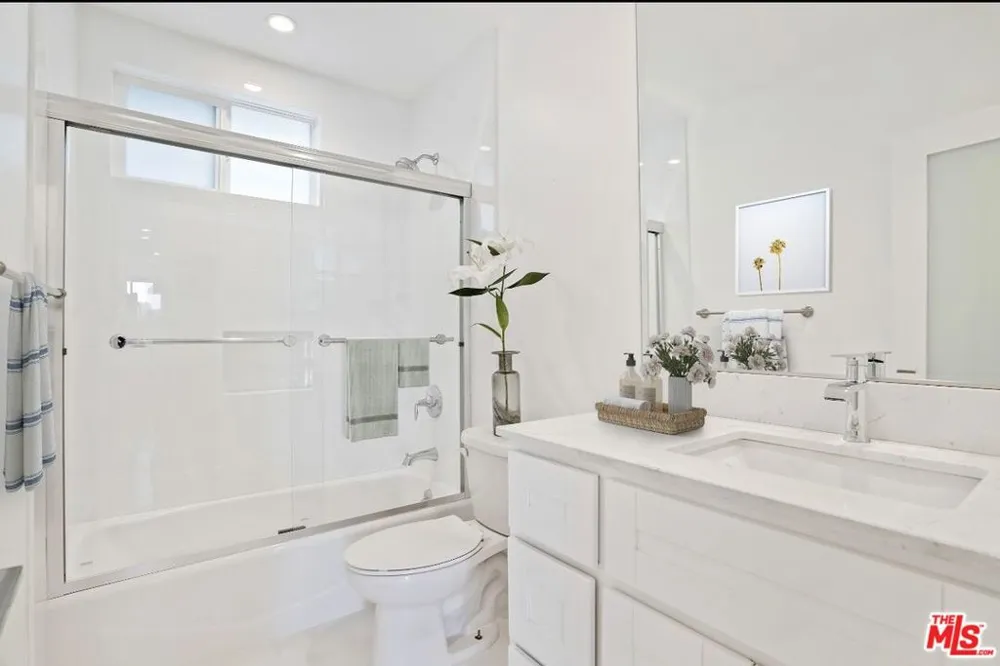 119 Paloma Avenue #D Venice, CA 90291