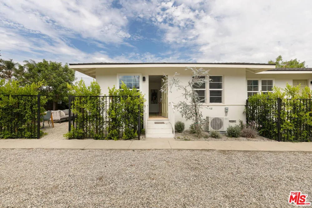 4020 Bemis Street #A Los Angeles, CA 90039