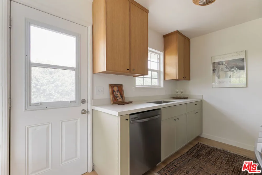 4020 Bemis Street #A Los Angeles, CA 90039