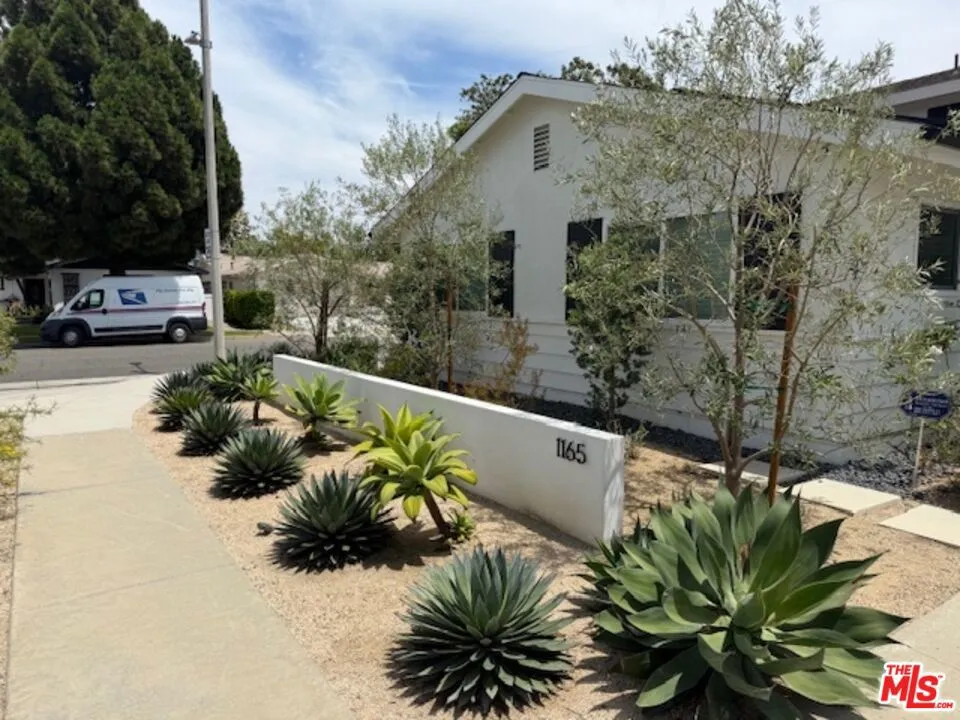 1165 Boise Way Costa Mesa, CA 92626