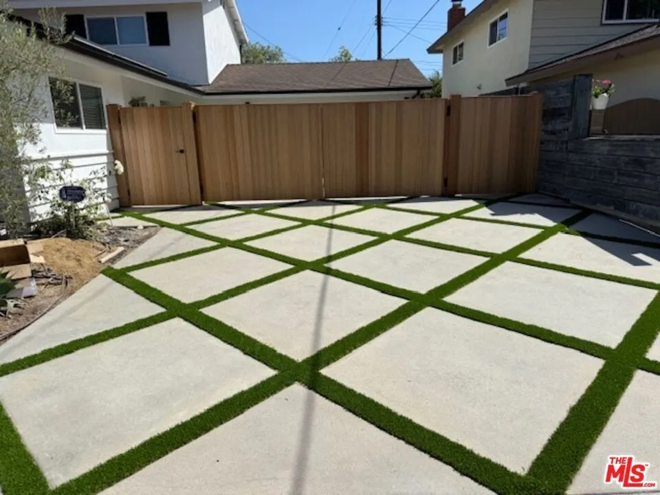 1165 Boise Way Costa Mesa, CA 92626