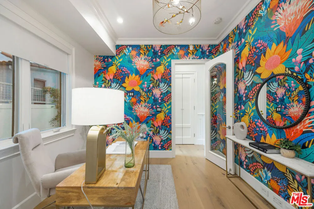 6227 W 5th Street Los Angeles, CA 90048