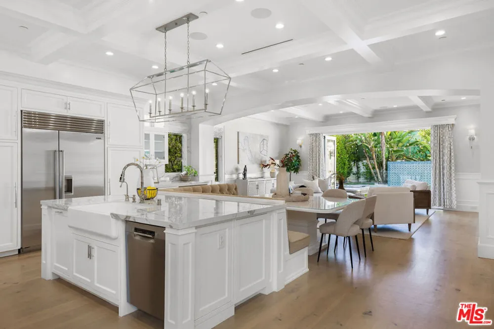 6227 W 5th Street Los Angeles, CA 90048