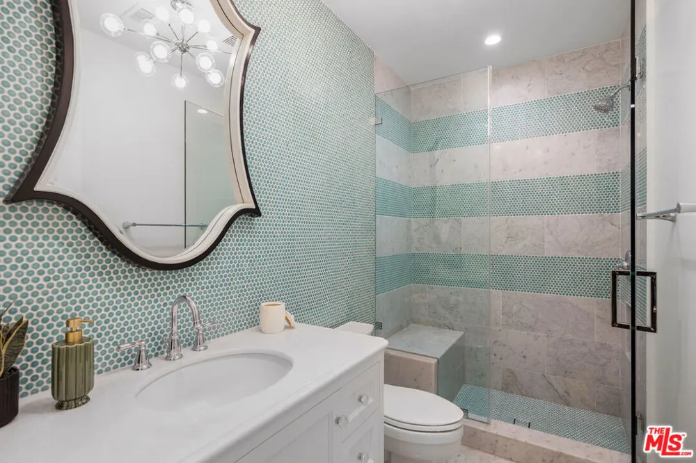 6227 W 5th Street Los Angeles, CA 90048