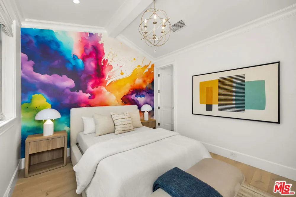 6227 W 5th Street Los Angeles, CA 90048