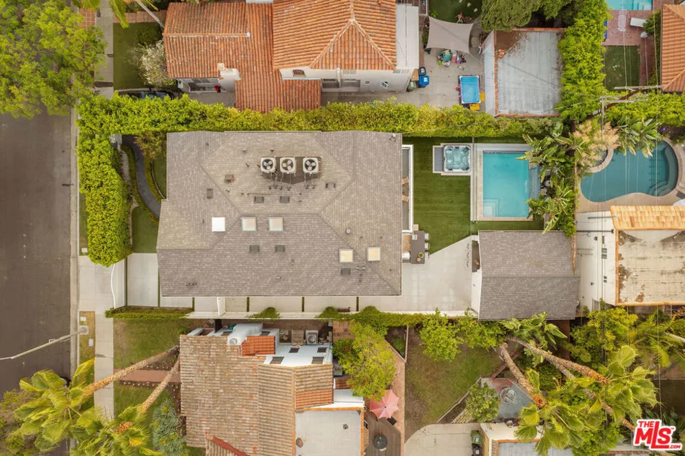 6227 W 5th Street Los Angeles, CA 90048